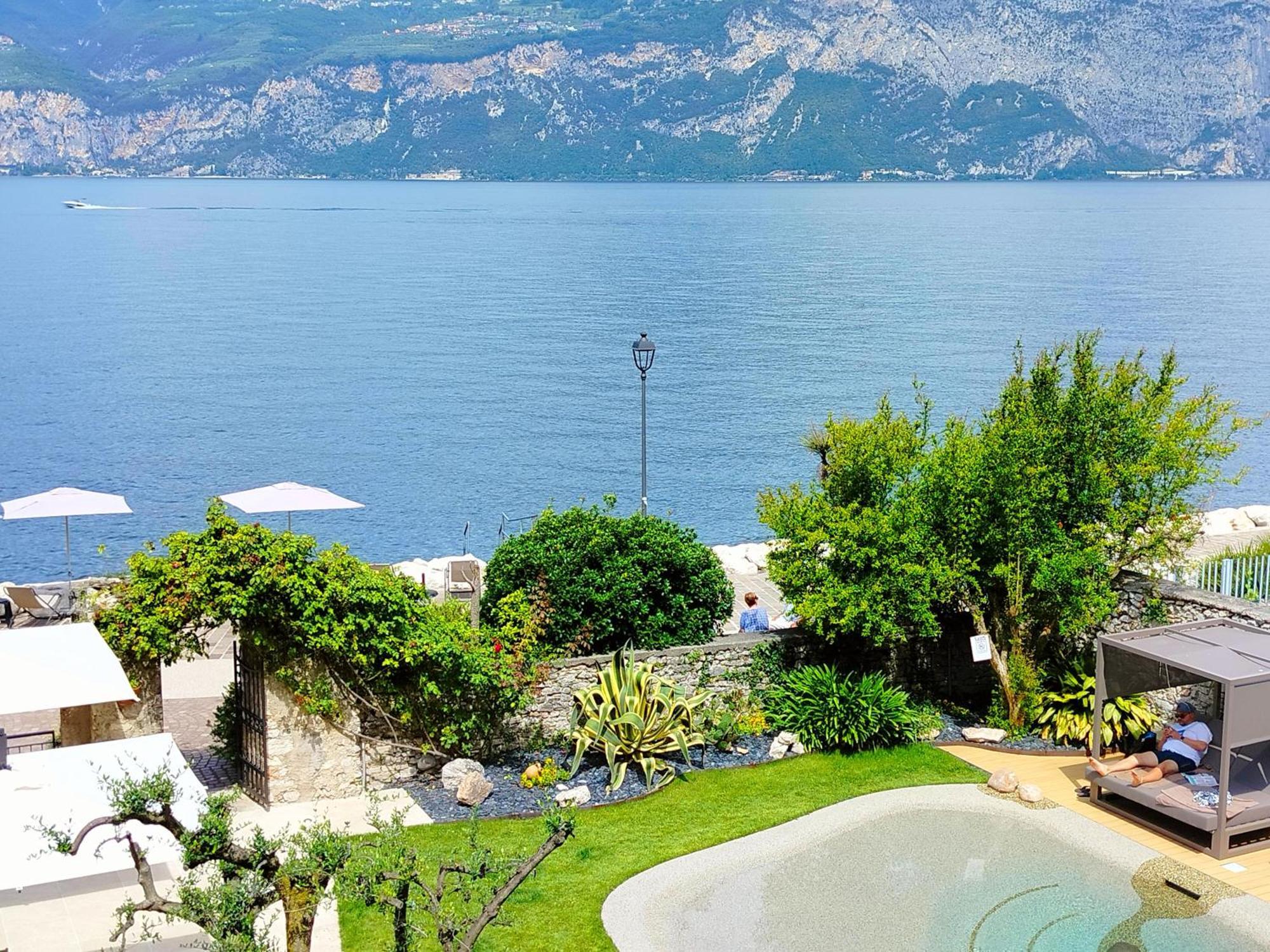 Lake Front Hotel Brenzone Exterior foto
