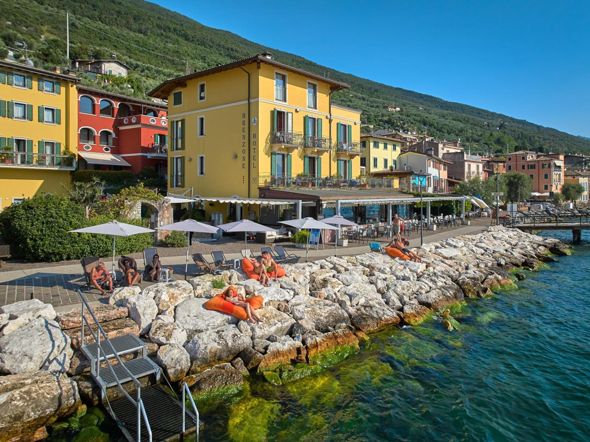 Lake Front Hotel Brenzone Exterior foto