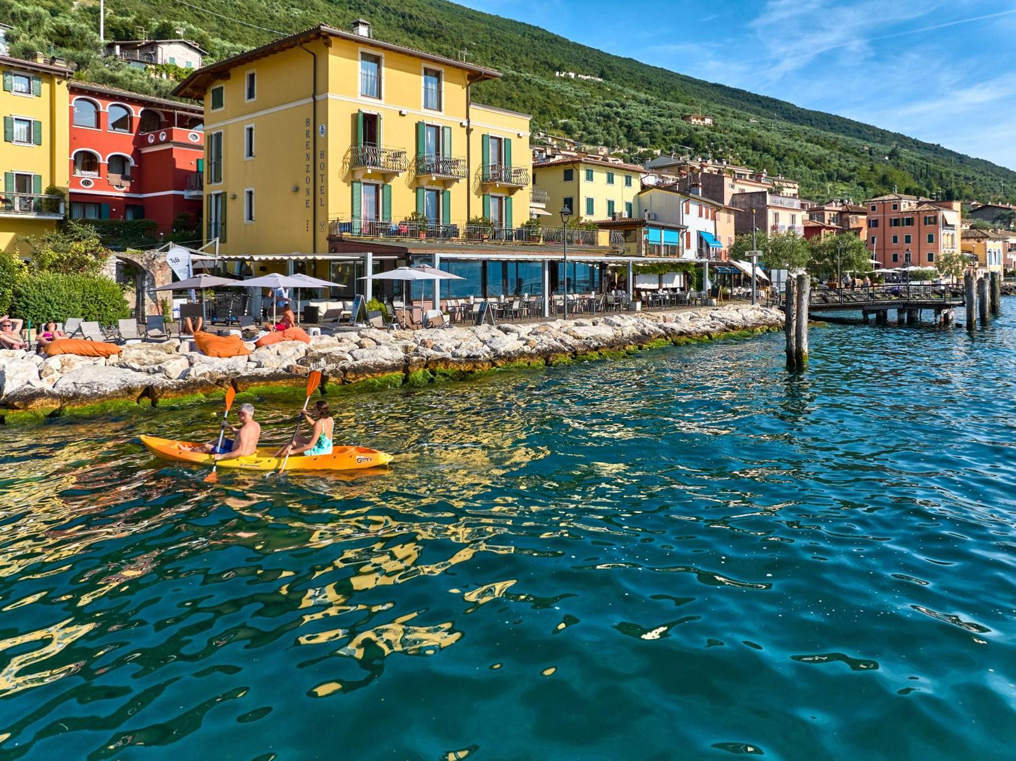 Lake Front Hotel Brenzone Exterior foto
